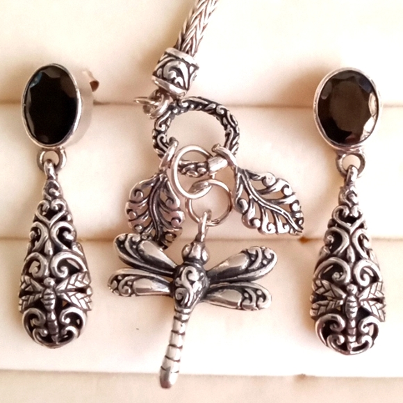 BALI LEGACY SILVER SHUNGITE EARRINGS WITH DRAGONFLY - Picture 5 of 5